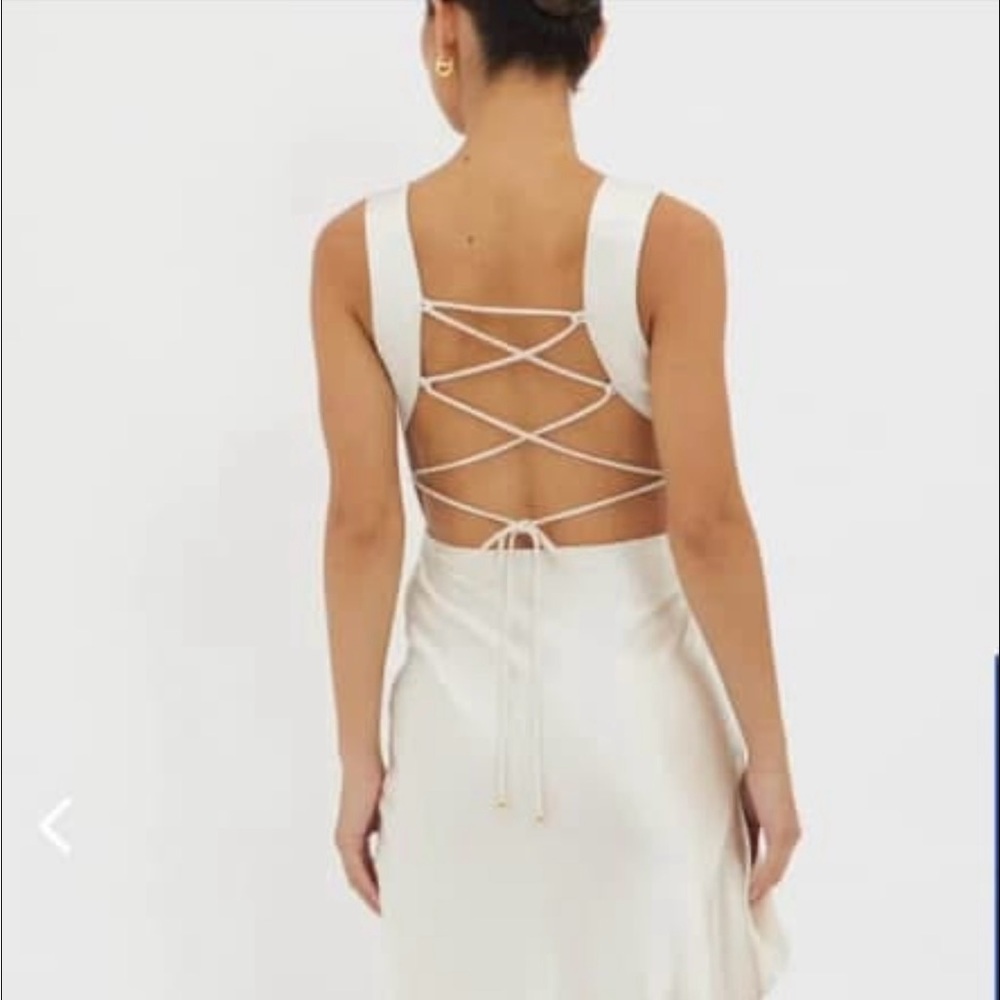 Elegant Ivory Women's Dress